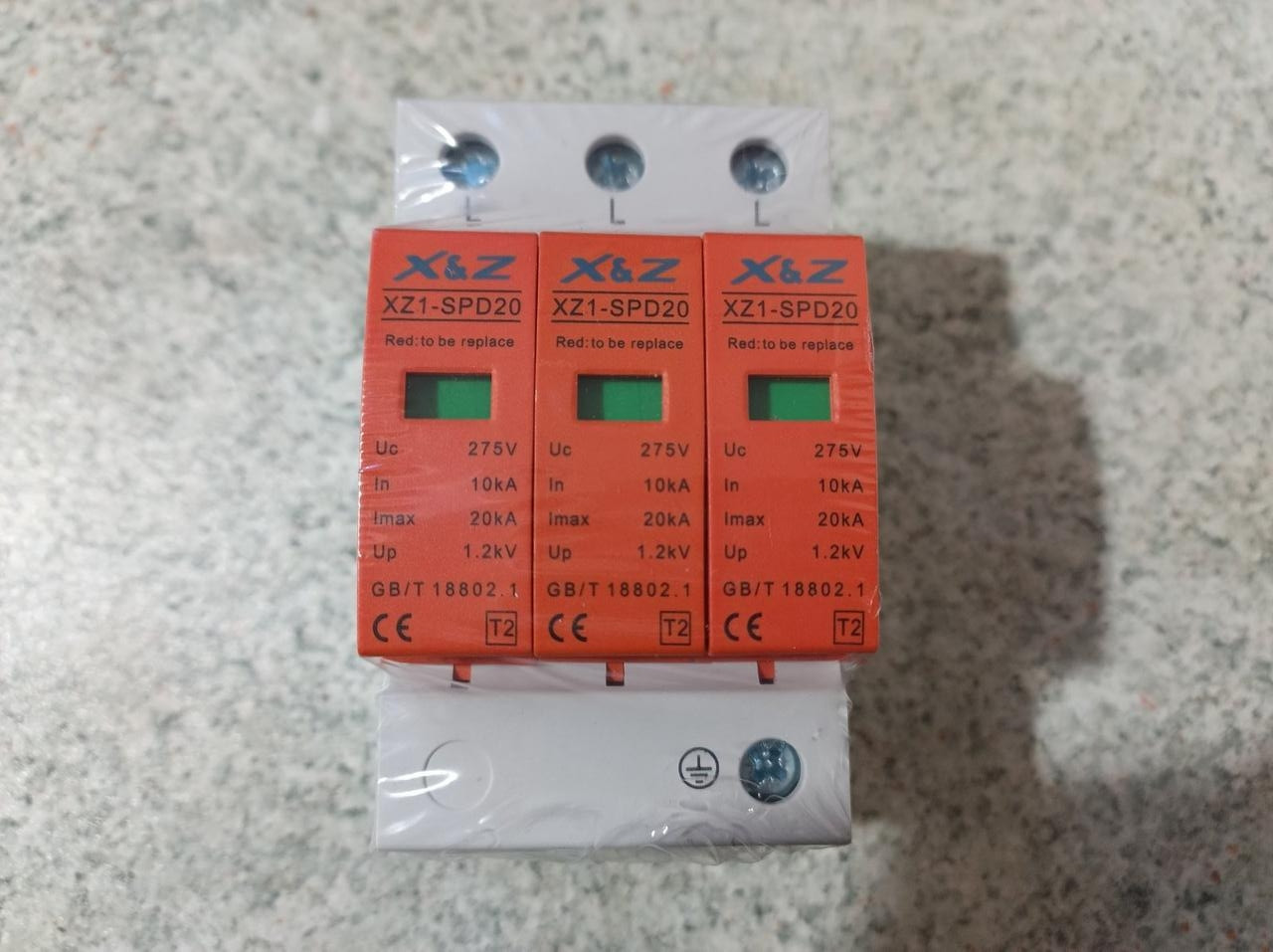 Пристрій захисту від імпульсних перенапруг УЗІП AC 3P 20kA 275V