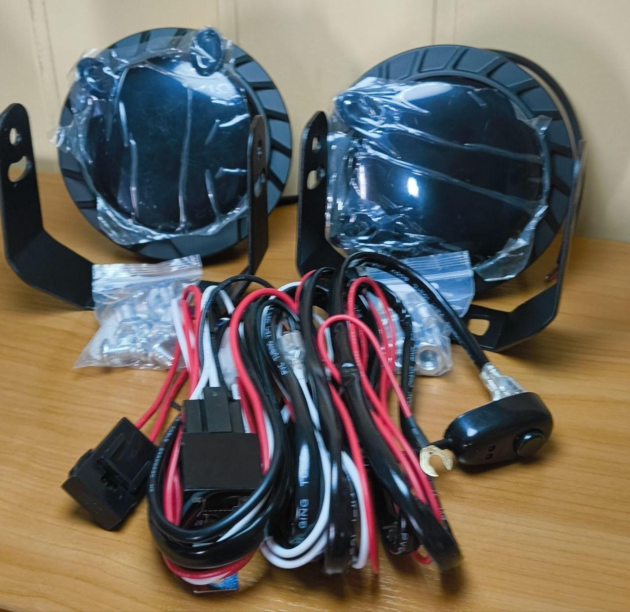 Світлодіодні фари MONDEVIEW E16 7" 120W 4200Lm LED лазерна оптика IP68 9-30V з кабелем